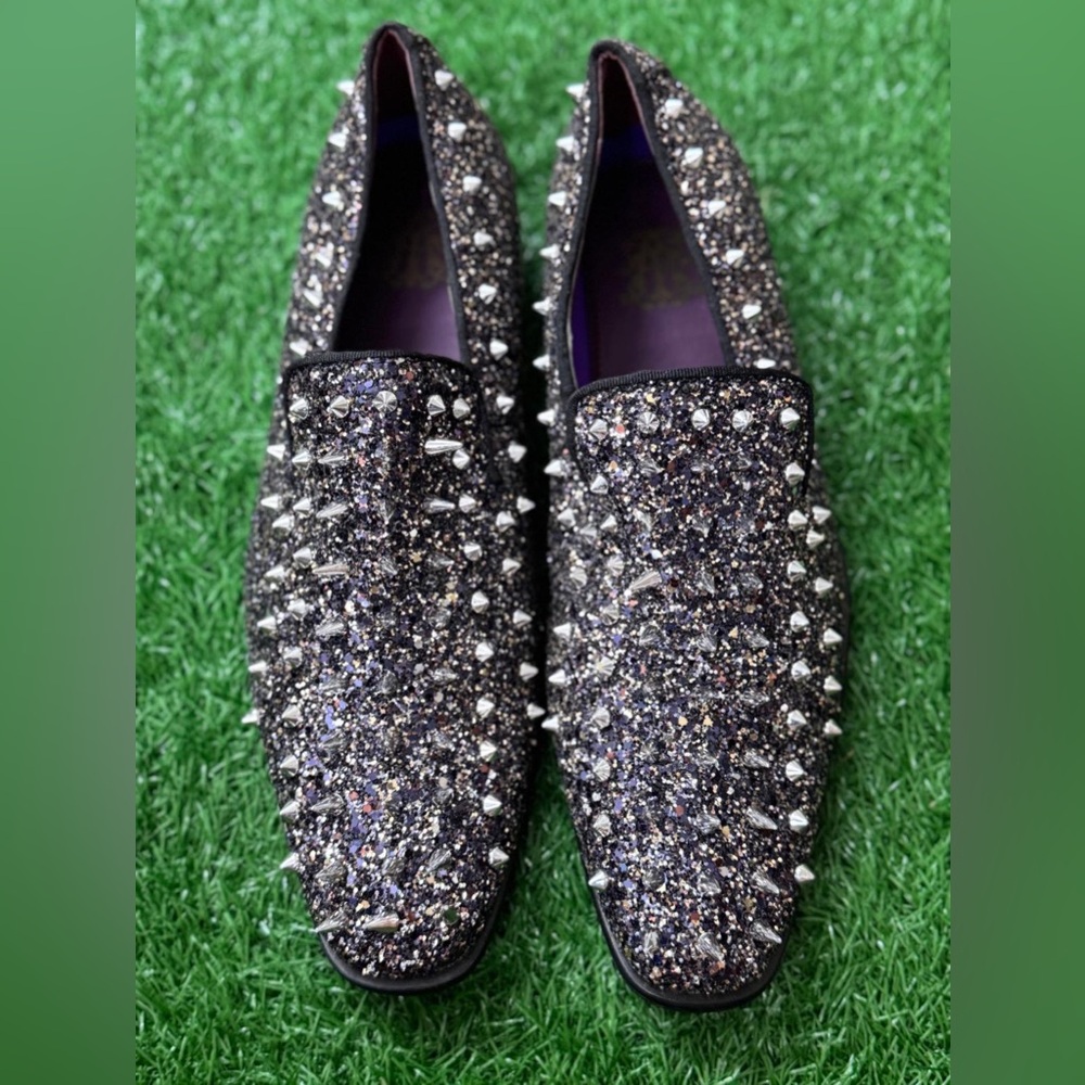 Antonio Cerrelli
Purple / Metallic Silver Spiked / Glittered Slip-On 6788 Size 9 - Picture 4 of 4